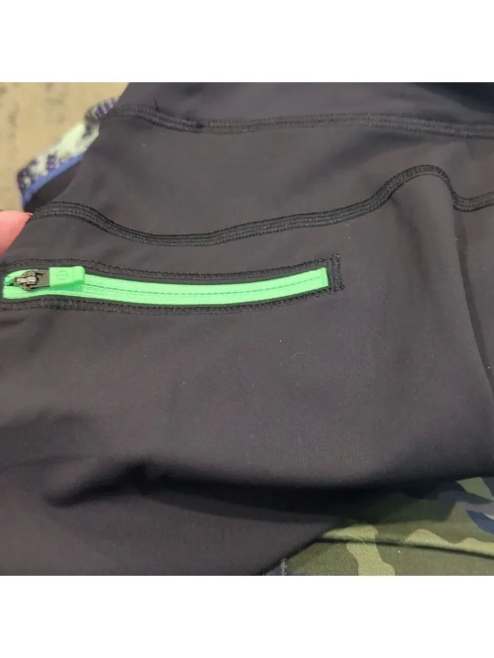 Lululemon Run: Top Speed Crop *Full-On Luxtreme